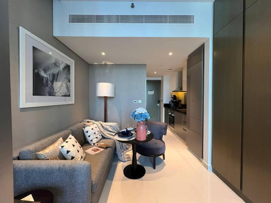Apartment The Smart Concierge - Damac Maison Prive Dubai